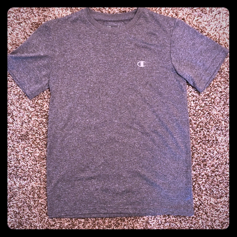 Boys Champion Performance Shirt Size M